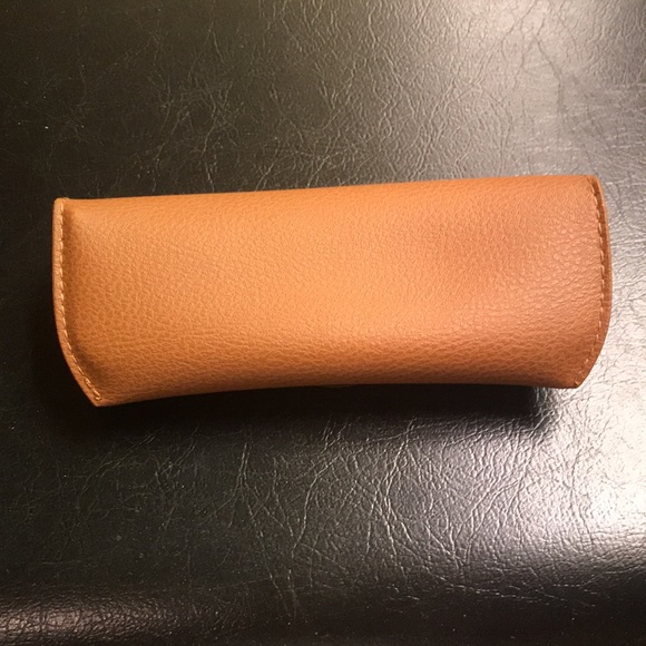 Ray-Ban Case - Picture 3 of 6